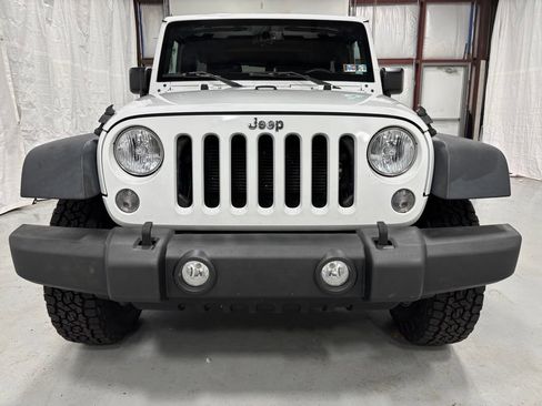 Used 2016 Jeep Wrangler Unlimited Sport w/ Quick Order Package 24S AWD/4WD image 2