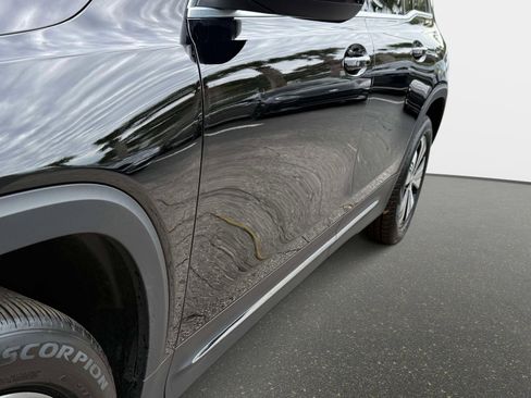 Used 2023 Mercedes-Benz EQB 250+ image 11