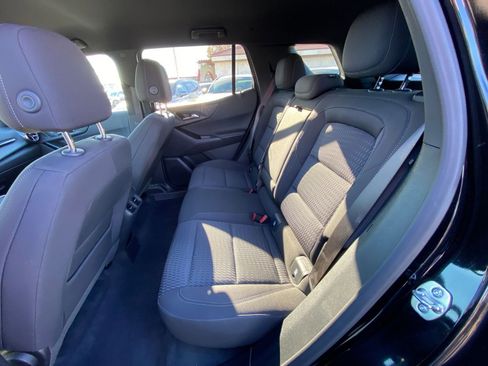 Used 2025 Chevrolet Equinox LT image 37