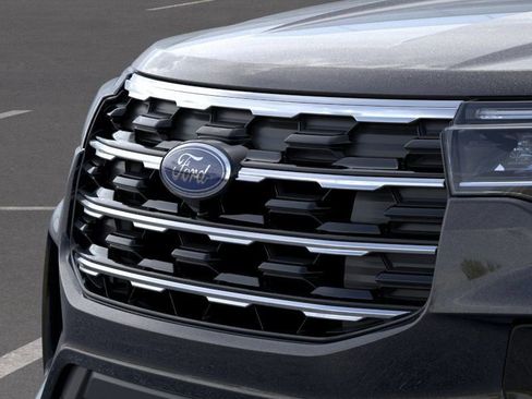 New 2026 Ford Explorer Active image 17