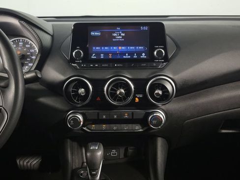 Used 2024 Nissan Sentra S FWD image 23