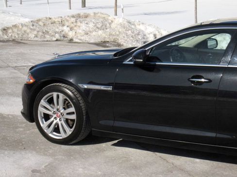 Used 2015 Jaguar XJ L Portfolio AWD/4WD image 7