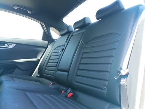 Used 2024 Kia Forte GT-Line w/ GT-Line Premium Package FWD image 29