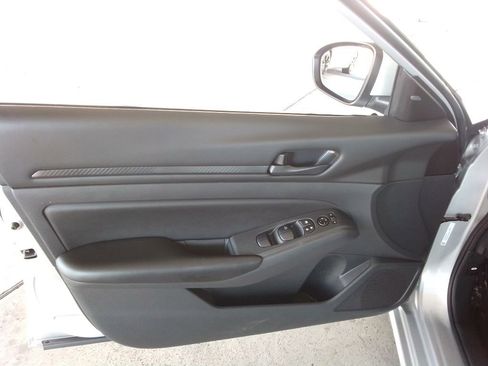 Used 2023 Nissan Altima 2.5 S image 20