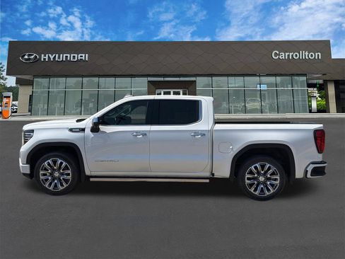 Used 2024 GMC Sierra 1500 Denali w/ Denali Reserve Package AWD/4WD image 8