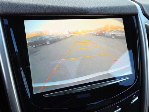 Used 2015 Cadillac SRX Premium image 46