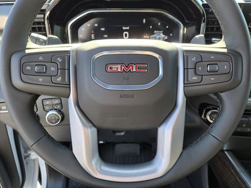 New 2025 GMC Sierra 1500 Elevation w/ Elevation Premium Package AWD/4WD image 10