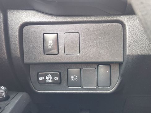 Used 2023 Toyota Tacoma SR AWD/4WD image 21