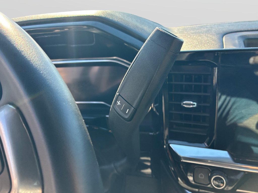 Used 2024 Chevrolet Silverado 1500 RST AWD/4WD image 15