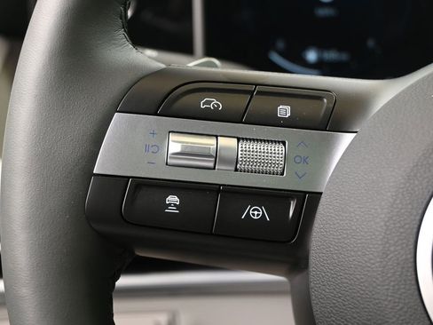 Certified 2025 Hyundai Tucson Limited AWD/4WD image 28