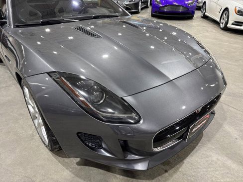 Used 2017 Jaguar F-TYPE S image 31