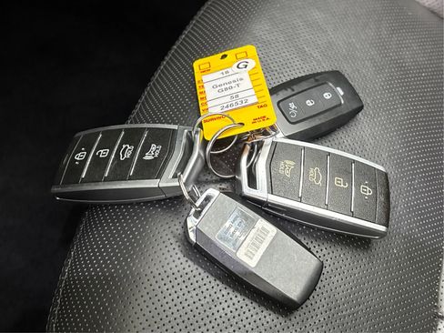 Used 2018 Genesis G80 3.8 AWD/4WD image 42