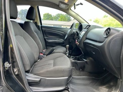 Used 2019 Nissan Versa S FWD image 20