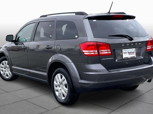 Used 2018 Dodge Journey SE w/ Popular Equipment Group image 11