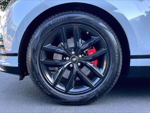 Used 2025 Land Rover Range Rover Velar Dynamic SE image 8