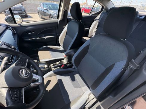 Used 2025 Nissan Versa SV FWD image 35