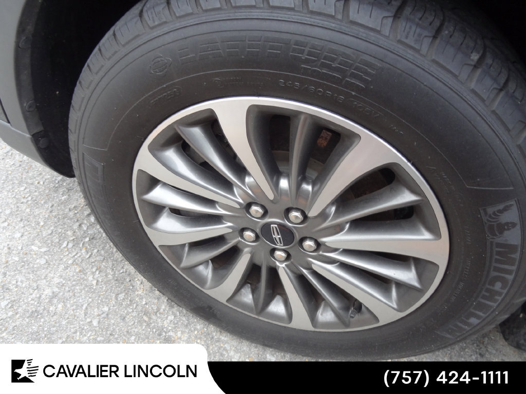 Used 2022 Lincoln Nautilus Reserve FWD image 13