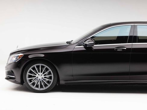 Used 2014 Mercedes-Benz S 550 Sedan image 17