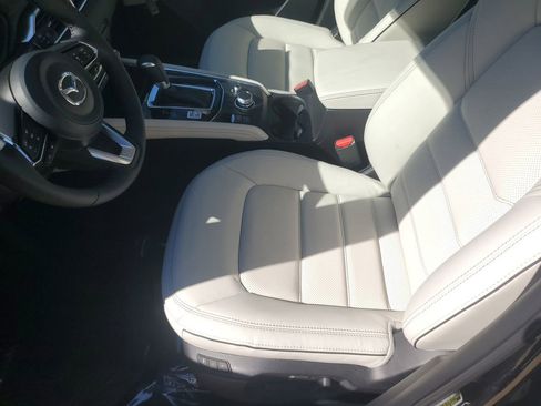 New 2025 MAZDA CX-5 AWD 2.5 S w/ Premium Plus Pkg image 18