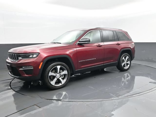Used 2023 Jeep Grand Cherokee 4WD 4xe image 1