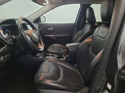 Used 2019 Jeep Cherokee Limited AWD/4WD image 17