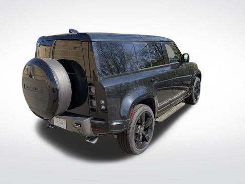 New 2025 Land Rover Defender 110 V8 AWD/4WD image 41