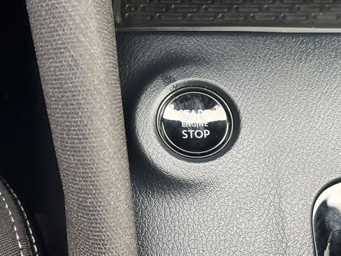 Used 2025 Nissan Z Sport w/ Floor Mat Package RWD image 16