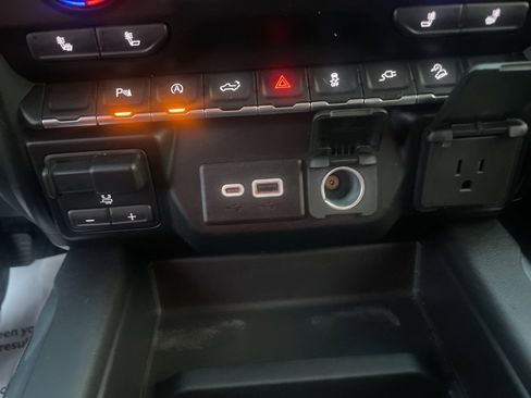 Used 2021 Chevrolet Silverado 1500 LT Trail Boss w/ Convenience Package II image 20