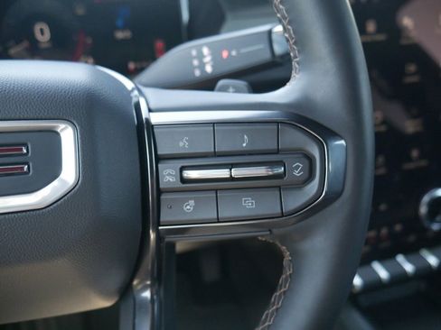 Used 2024 GMC Acadia AT4 w/ Luxury Package AWD/4WD image 36