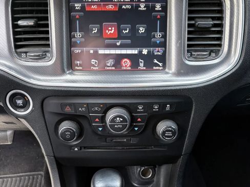 Used 2014 Dodge Charger R/T w/ Driver Confidence Group (AJG) AWD/4WD image 26