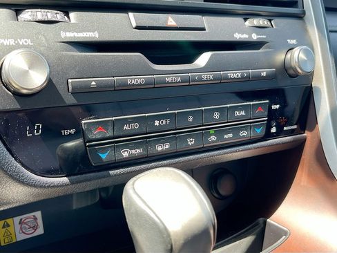 Used 2021 Lexus RX 350 FWD w/ Premium Package image 16