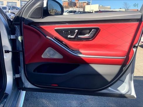 Certified 2022 Mercedes-Benz S 580 4MATIC Sedan image 19