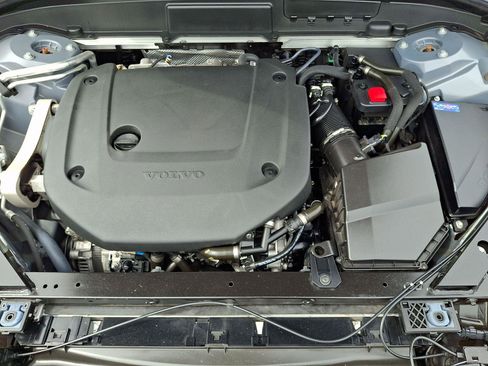 Certified 2023 Volvo XC60 B6 Ultimate w/ Protection Package Premier AWD/4WD image 27