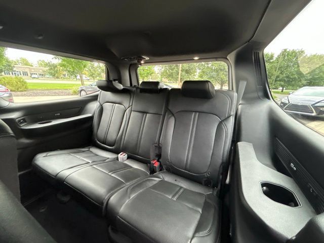 Used 2024 Jeep Wagoneer Series II w/ Flexible Seating Group AWD/4WD image 14