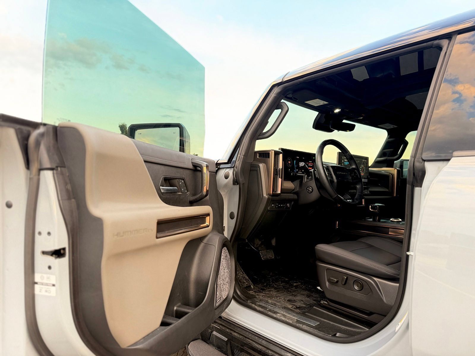 Used 2024 GMC Hummer EV 3X AWD/4WD image 21