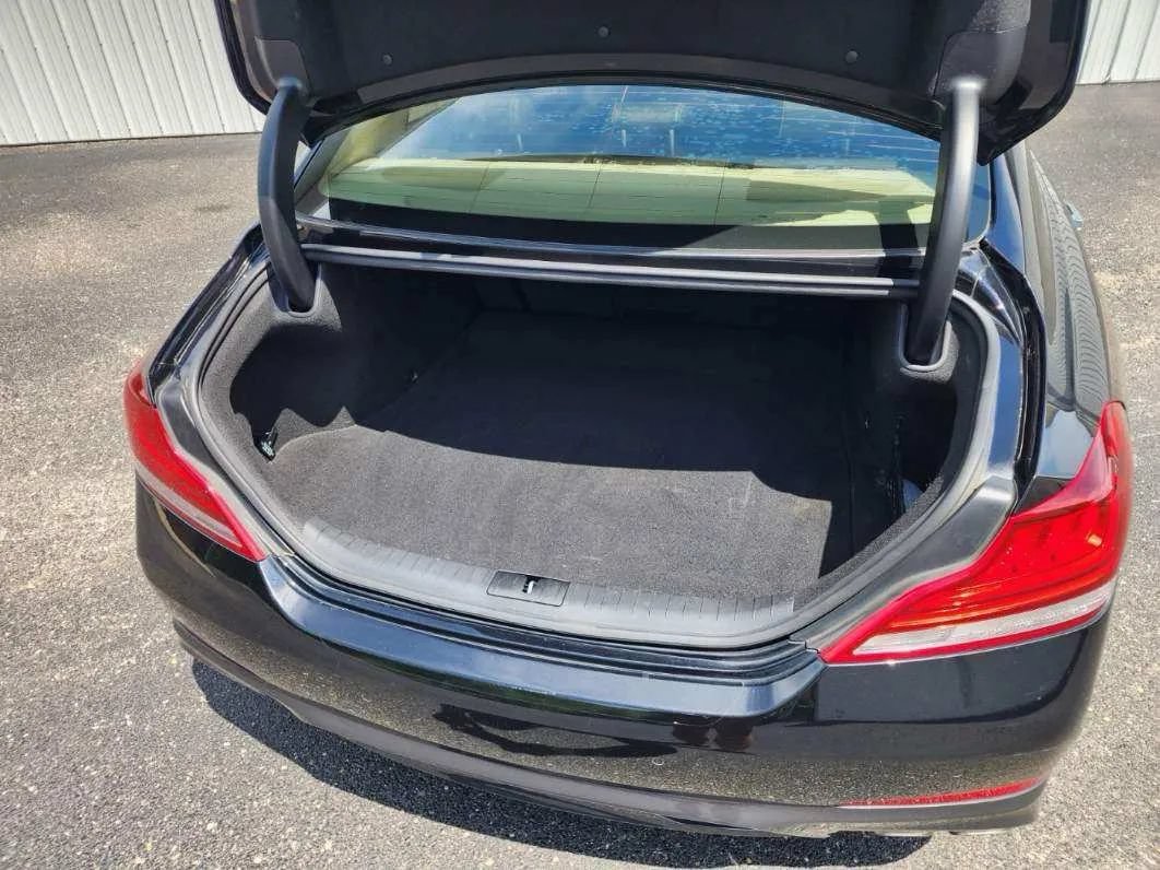 Used 2021 Genesis G70 2.0T w/ Elite Package AWD/4WD image 8