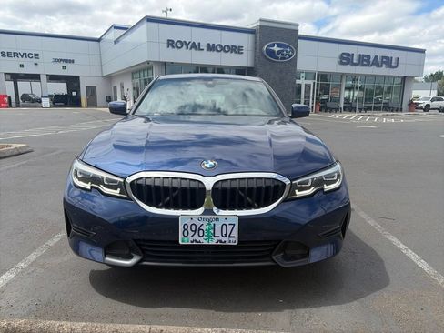Used 2019 BMW 330i xDrive Sedan w/ Premium Package AWD/4WD image 1