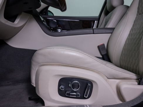 Used 2017 Jaguar XJ L Portfolio image 18
