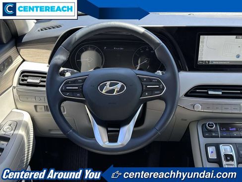 Used 2022 Hyundai Palisade SEL w/ Premium Package AWD/4WD image 12
