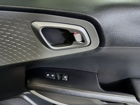 Used 2021 Kia Soul LX image 30