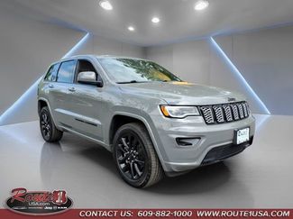 Used 2022 Jeep Grand Cherokee Laredo X AWD/4WD video 1