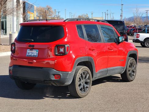 Used 2022 Jeep Renegade Altitude image 5