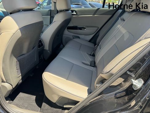 Used 2019 Kia Sportage EX w/ EX Premium Package FWD image 13