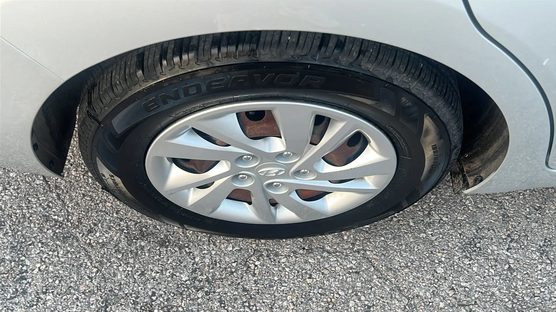 Used 2019 Hyundai Elantra SE FWD image 23