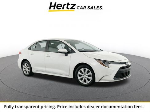 Used 2025 Toyota Corolla LE FWD image 1