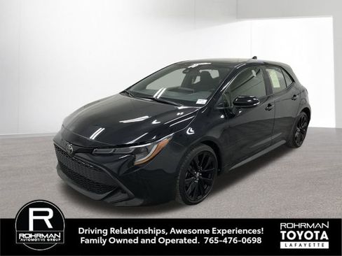 Used 2022 Toyota Corolla SE image 2