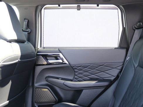 New 2026 Mitsubishi Outlander SEL Black Edition AWD/4WD image 25
