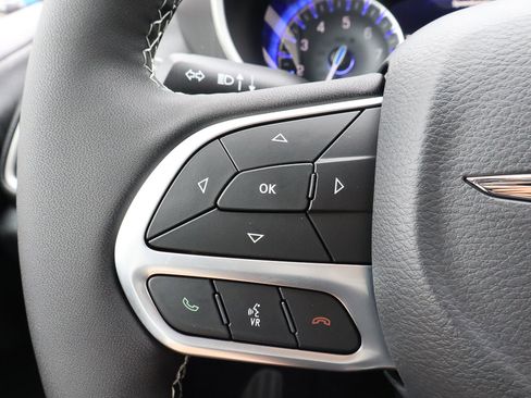 New 2026 Chrysler Pacifica Select image 30