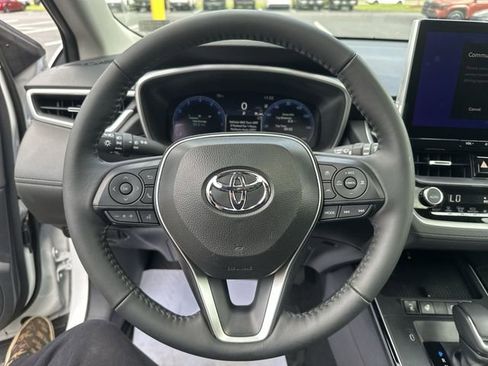 Certified 2026 Toyota Corolla Cross XLE w/ Convenience Package image 13