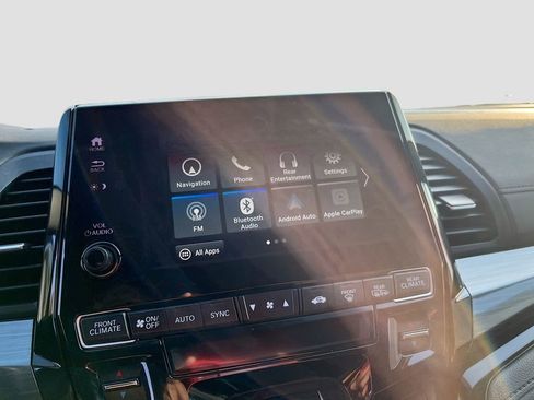 Used 2023 Honda Odyssey Elite image 15